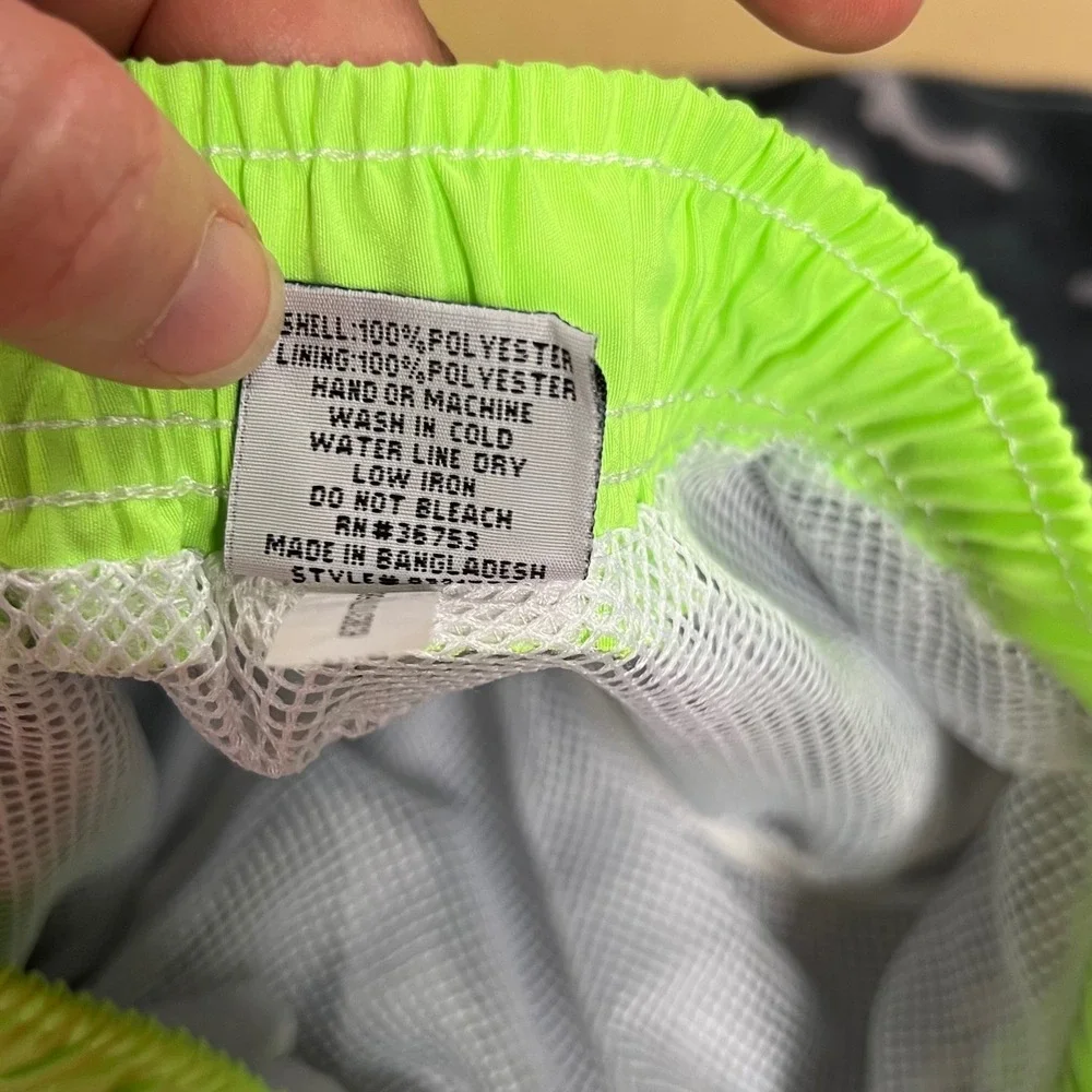Kids Boys Camo Swim Trunks Neon Green L 12 14‎ Vacation Summer Shorts